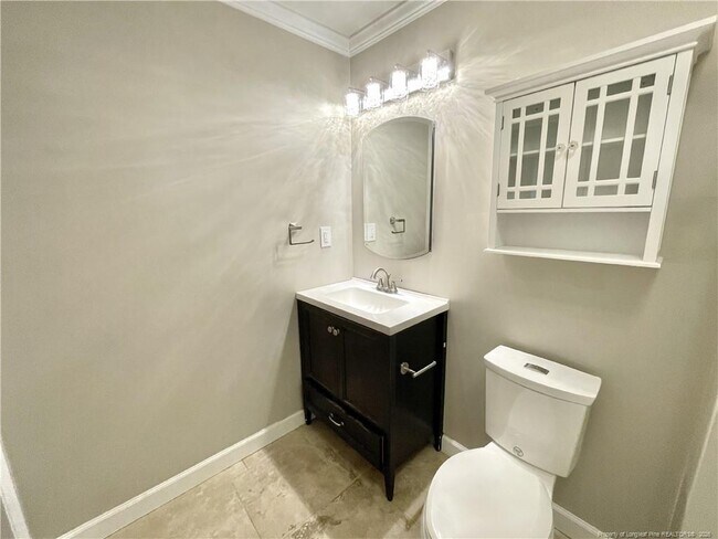 Building Photo - 1430 Pine Valley Loop