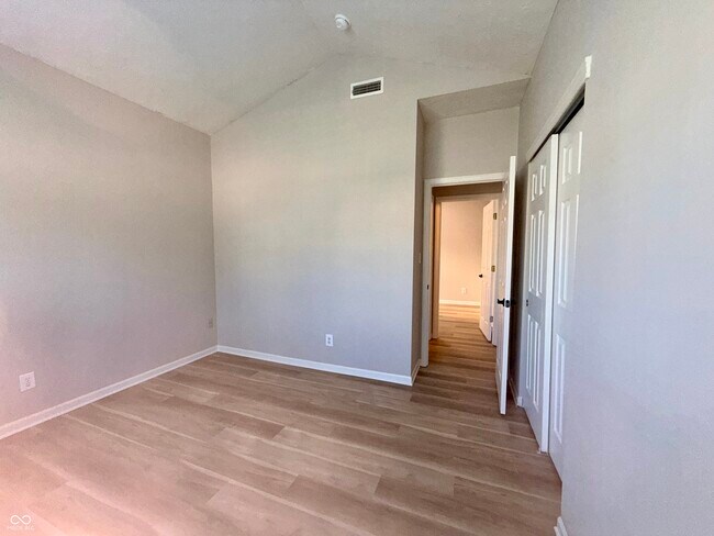 Building Photo - 13926 Forum Meadows Dr