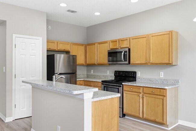 Building Photo - 737 Maya Susan Loop