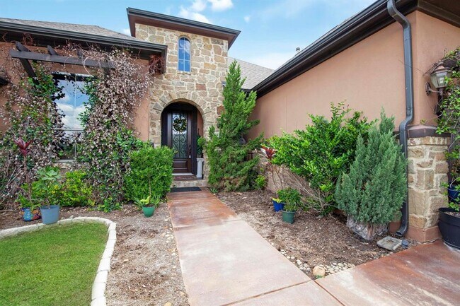Building Photo - 5508 Lipan Apache Bend