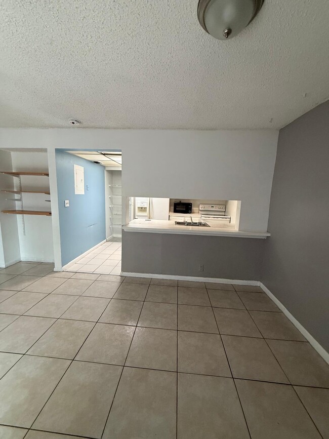 Building Photo - 5737 Blueberry Ct