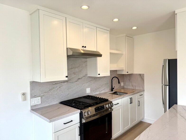 Remodeled Kitchen - 701 9th St