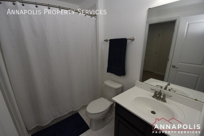 Building Photo - 619 Ravenwood Dr