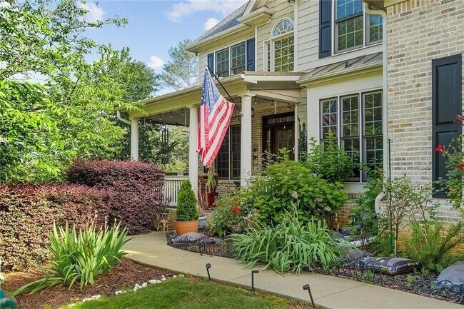 Building Photo - 8465 Bethel Ridge Ct