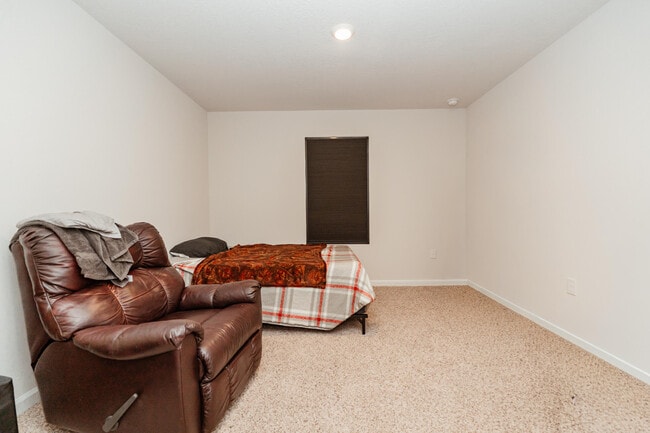 Building Photo - 6719 Sarah Ann Way