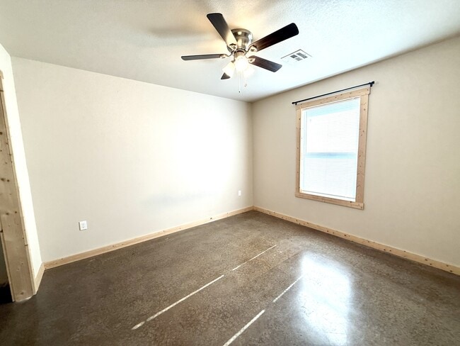 Building Photo - 11957 Sandpiper Rd