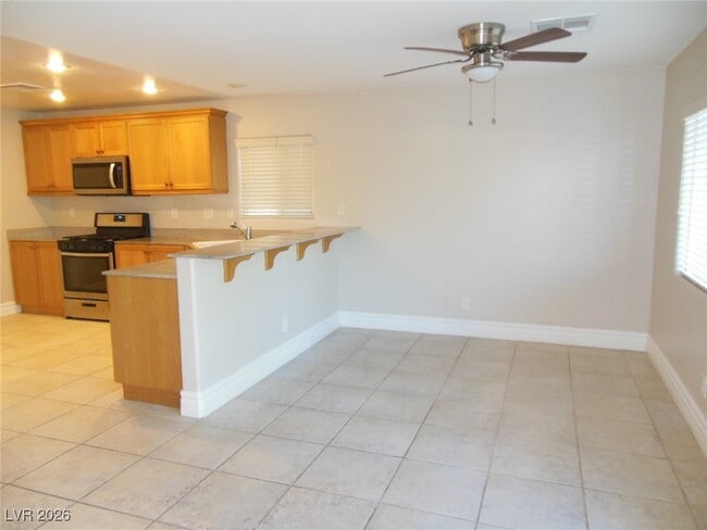 Building Photo - 334 Cart Crossing Way