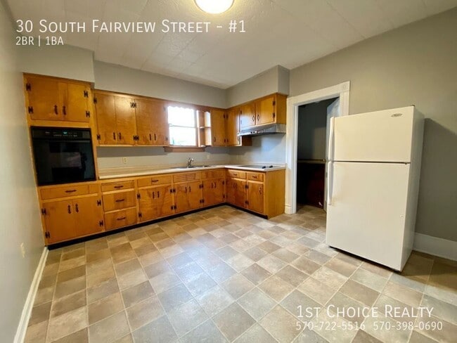 Building Photo - 30 S Fairview St