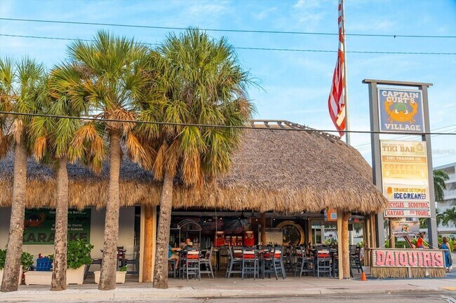 Building Photo - 6708 Sarasea Cir