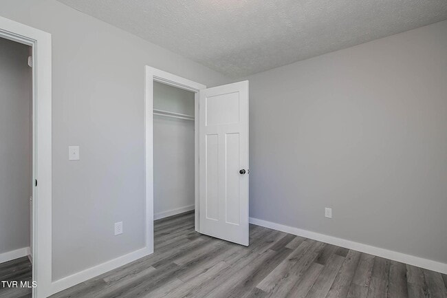 Building Photo - 1205 Morning Star Ln