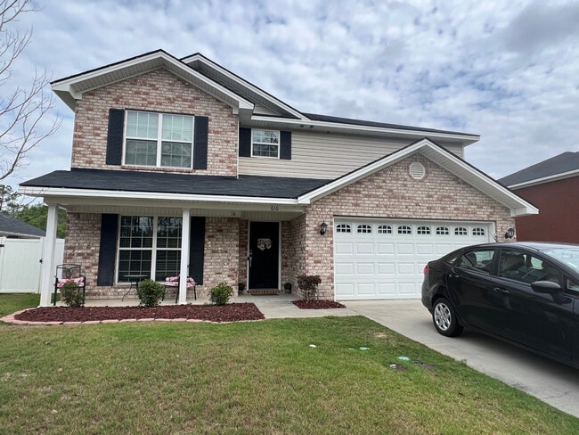 Building Photo - 616 Piedmont Ave