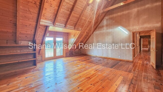 Building Photo - 218 Sugar Hollow Rd