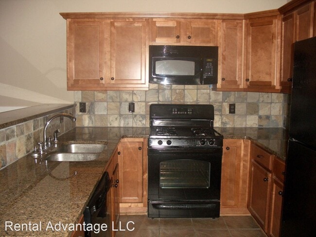 Building Photo - 2 br, 2 bath House - 3912 River Pointe Ln