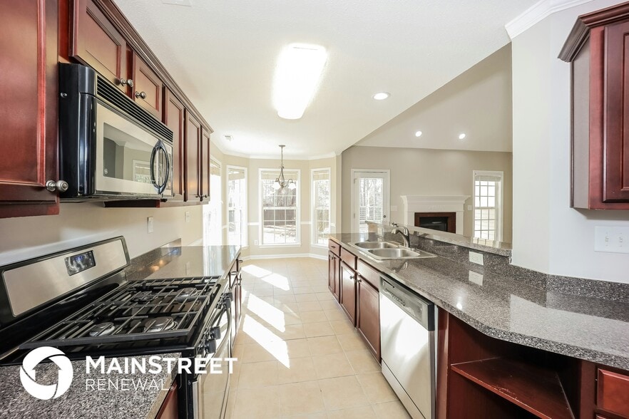 Building Photo - 54 Pacific Ave