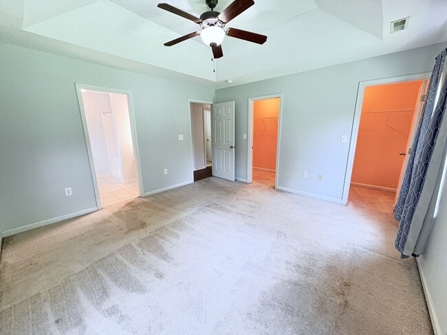 Building Photo - 112 Rose Ln