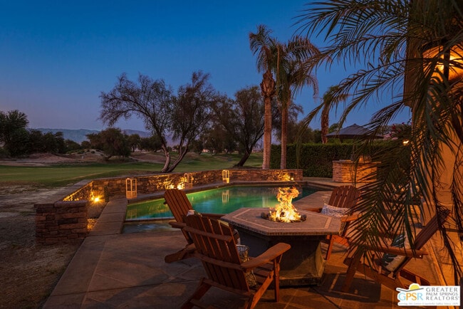 Building Photo - 45 Vista Encantada