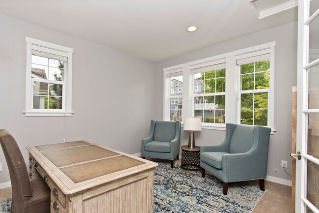 Building Photo - 4Bd/3Ba Snoqualmie House