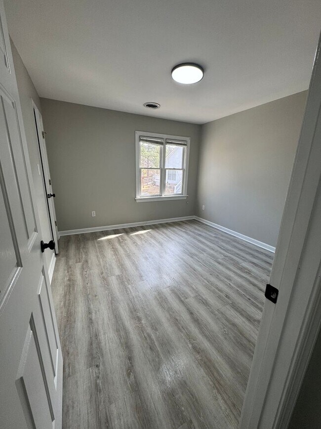 Building Photo - FAIRWAY TOWNHOMES