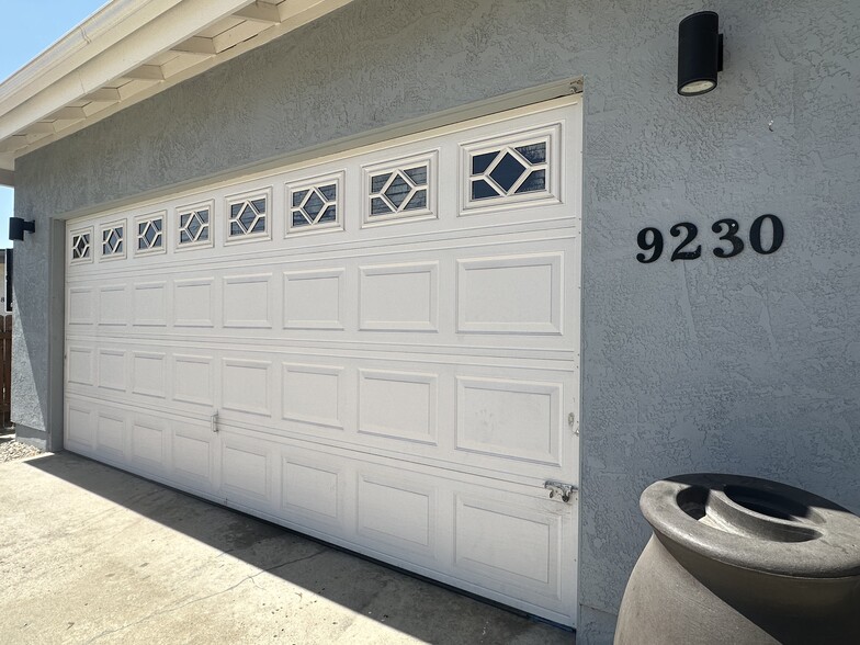 Building Photo - 9230 Pine Valley Dr
