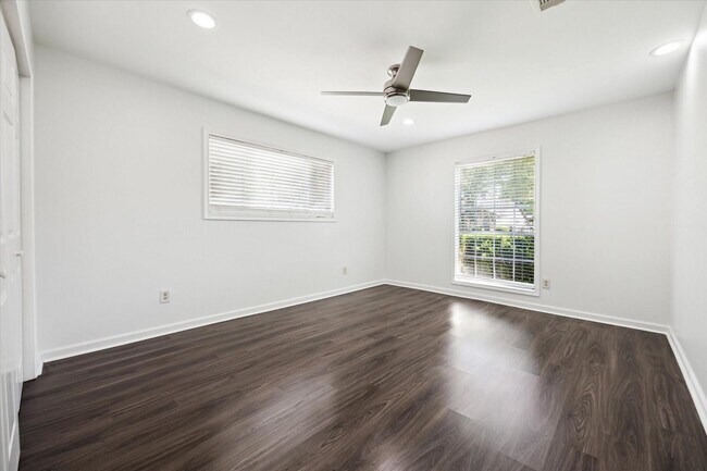 Building Photo - 7614 Braesview Ln