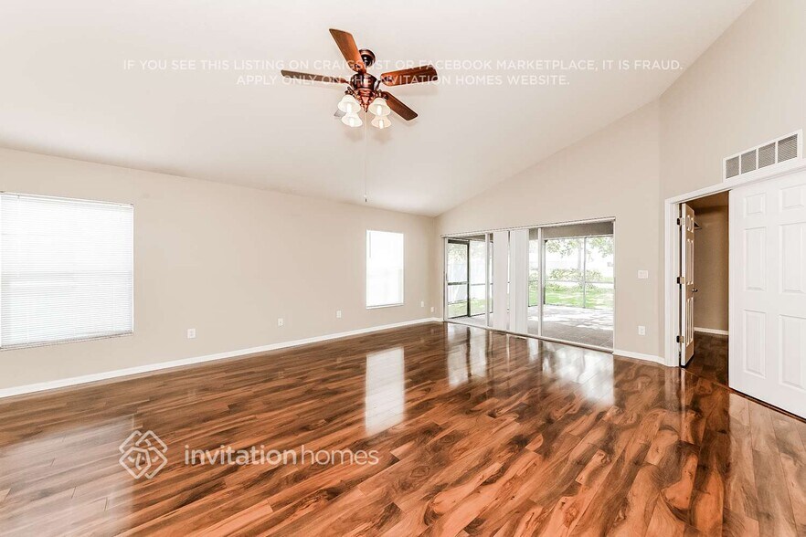 Building Photo - 6651 Cambridge Park Dr