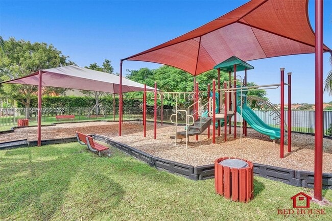 Building Photo - 7871 SW 195th Terrace