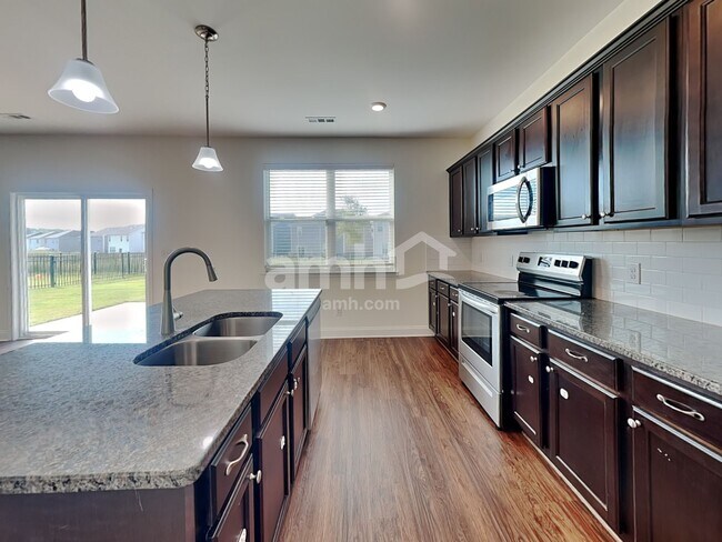 Building Photo - 4812 Chutney Dr