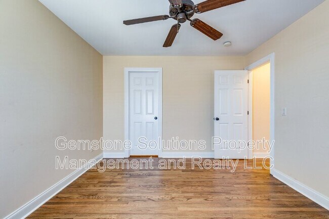 Building Photo - 3012 Americus Dr