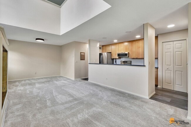 Building Photo - Spacious and bright condo located in a quiet area that boasts the perfect combination of style an...