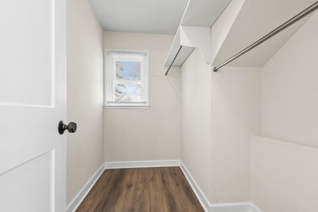 Building Photo - 141 N Peck Ave