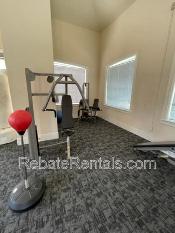 Building Photo - 8290 Gate Pkwy W