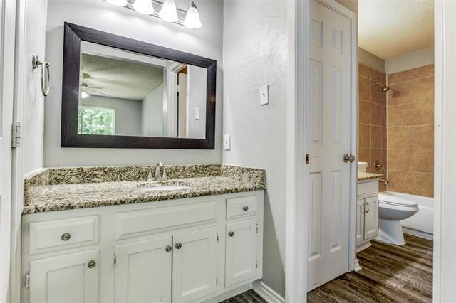 Building Photo - 5818 Jester Dr