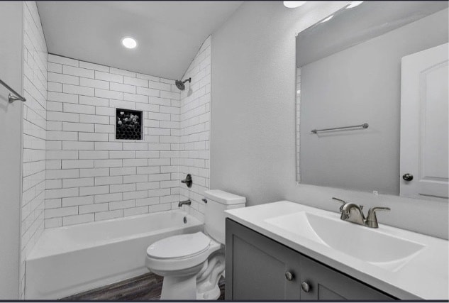 Building Photo - 1104 Evans St