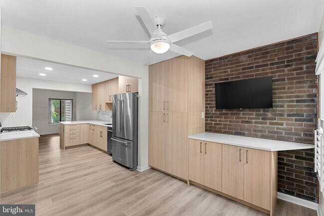 Building Photo - 11545 Hearthstone Ct