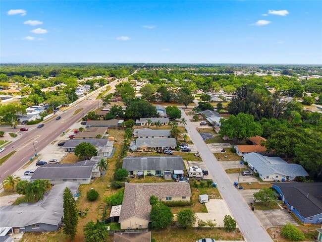 Building Photo - 3052 Park Ln