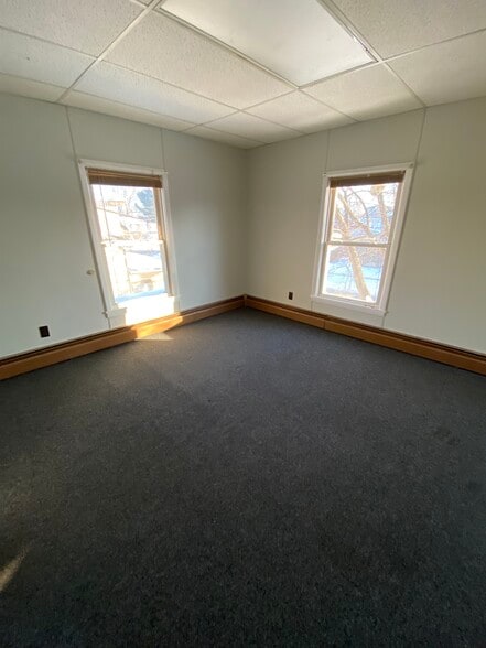 Building Photo - 43 Lafayette St