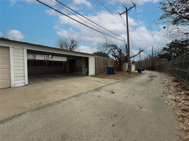 Building Photo - 7528 Thistle Ln