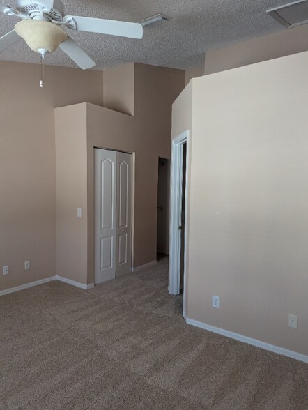 Building Photo - 11335 Stratton Park Dr