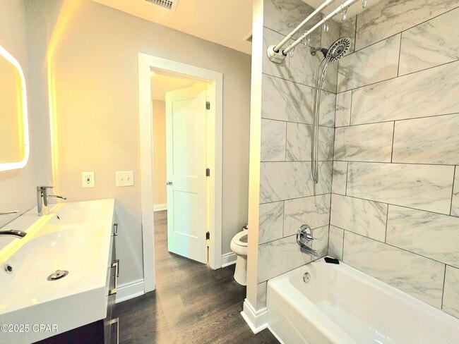 Building Photo - 4312 Brook Forest Dr