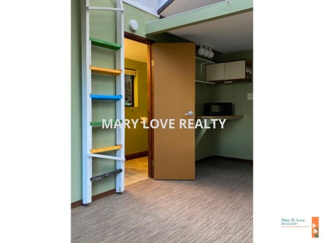 Building Photo - Kaloko Cottage - Unfurnished 1 bd / 1 bath...