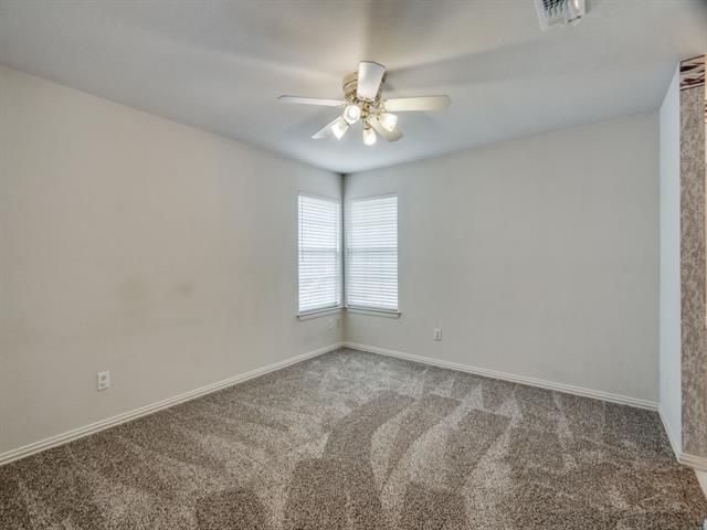 Building Photo - 5033 Hudson Dr