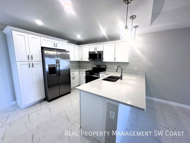 Building Photo - 5030/5032 Bristo St-5030