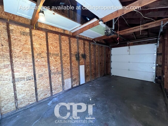 Building Photo - 1016 16th Ave