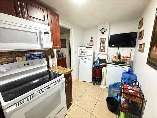 Building Photo - 6990 NW 186th St