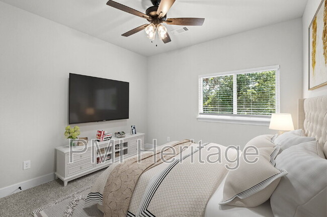 Building Photo - 1361 Sessile Oak Wy