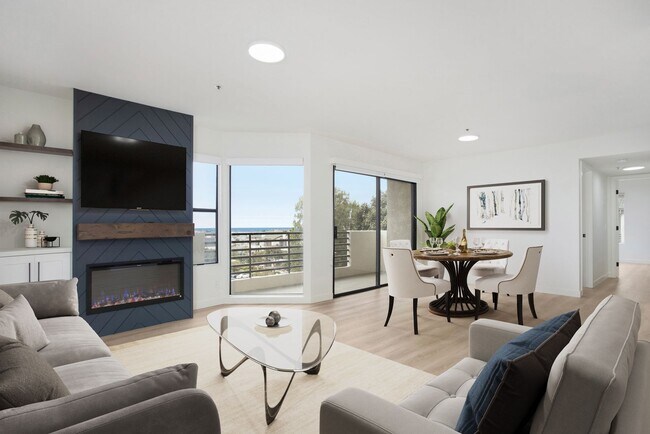 Primary Photo - Welcome to Luxurious Villa Balboa in Newpo...