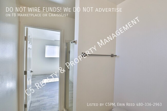 Building Photo - 13447 N 31st Dr