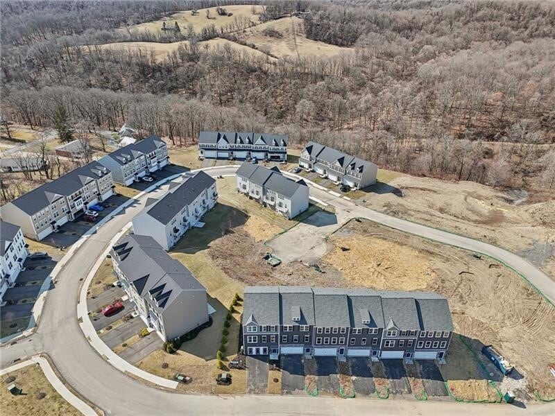 Building Photo - 146 Sweetwater Dr