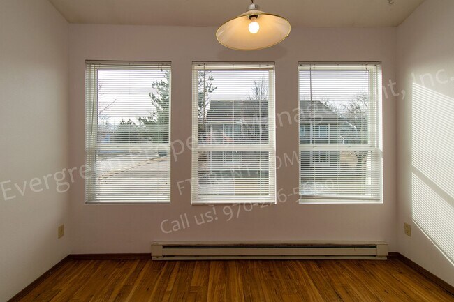 Building Photo - 3737 Landings Dr