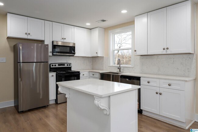 Building Photo - 4312 51st Ave N